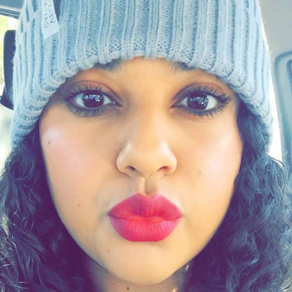 Meet your Posher, Linette - Picture 1 of 1